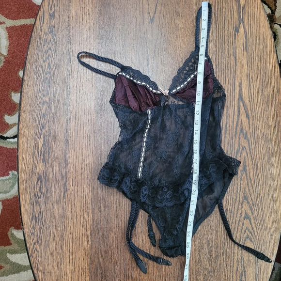 Vintage Victoria Secret Black and Pink Lace Mesh Teddy Size Women's Medium - Picture 8 of 8